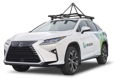 Hexagon branded Lexus with roof rack